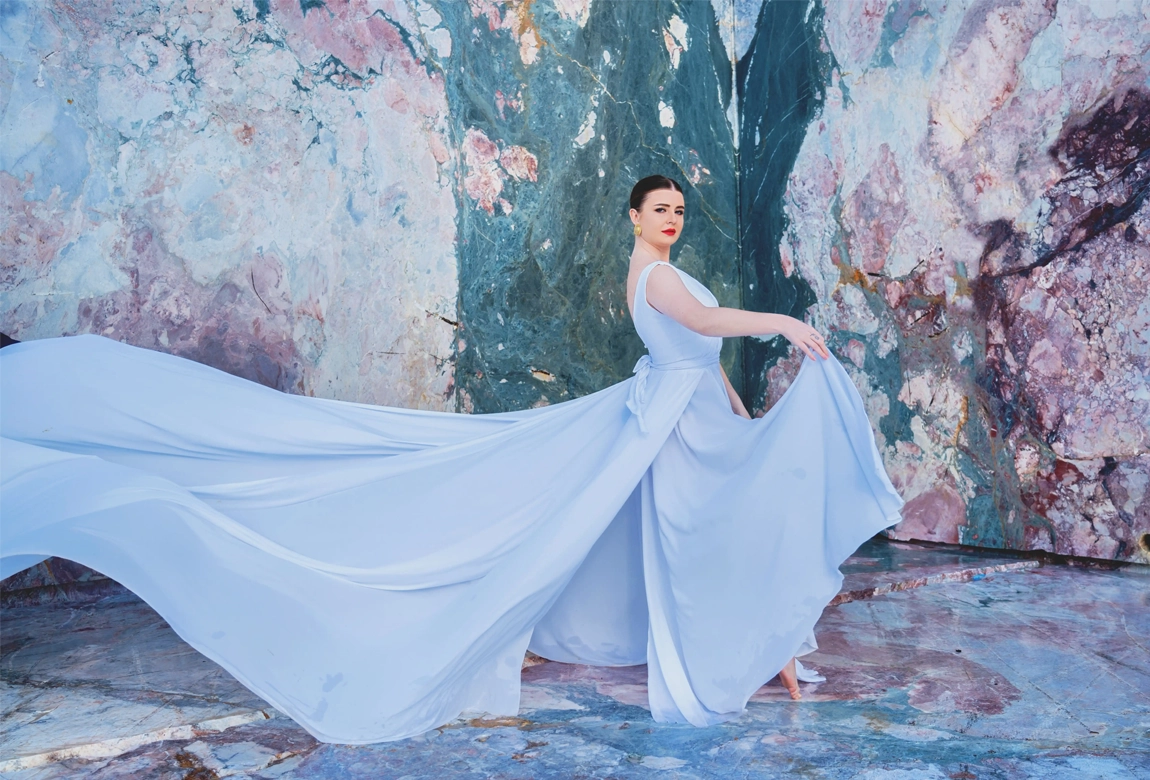 four-seasons-pink-marble-quarry-luxury-texture